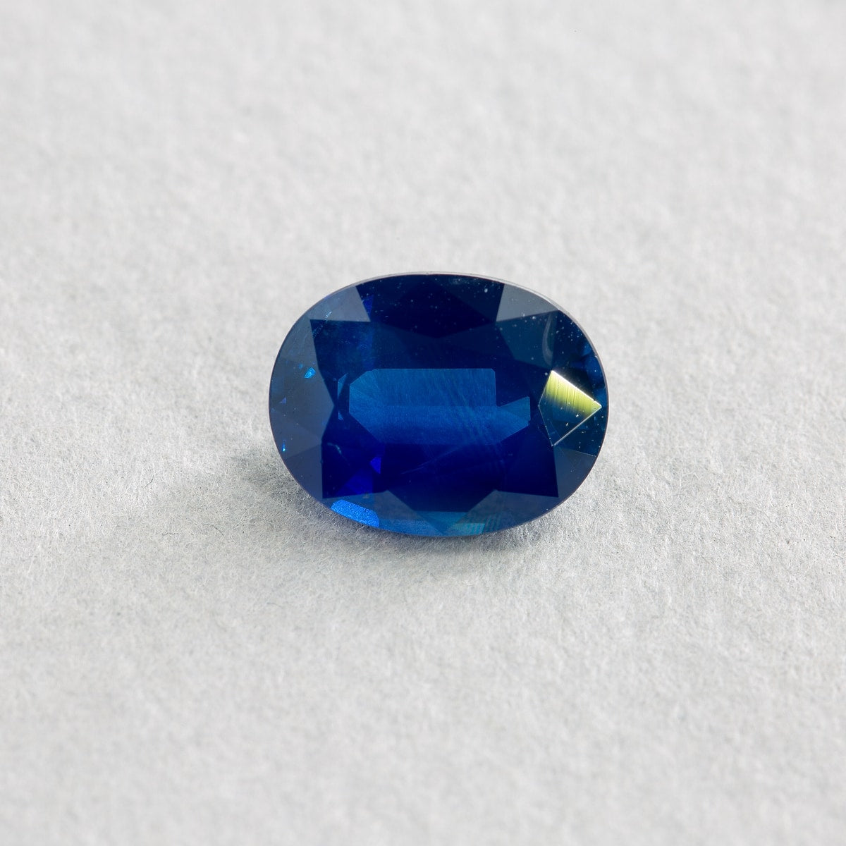 3.17 Carat Sapphire - Blue - Oval