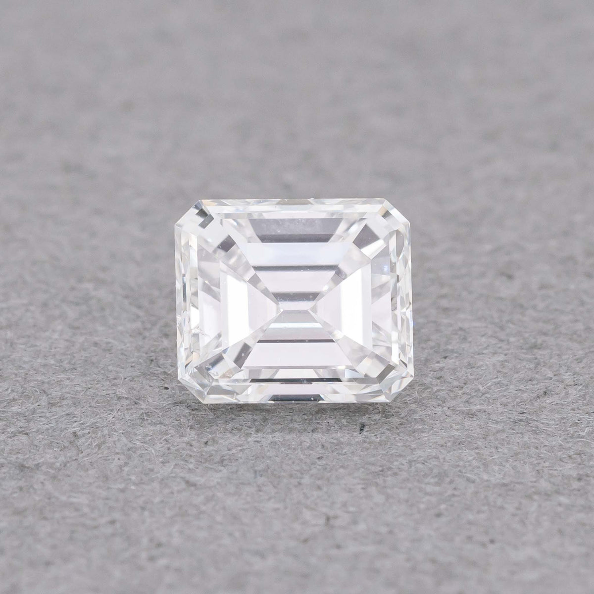 0.38 Carat Emerald Diamond