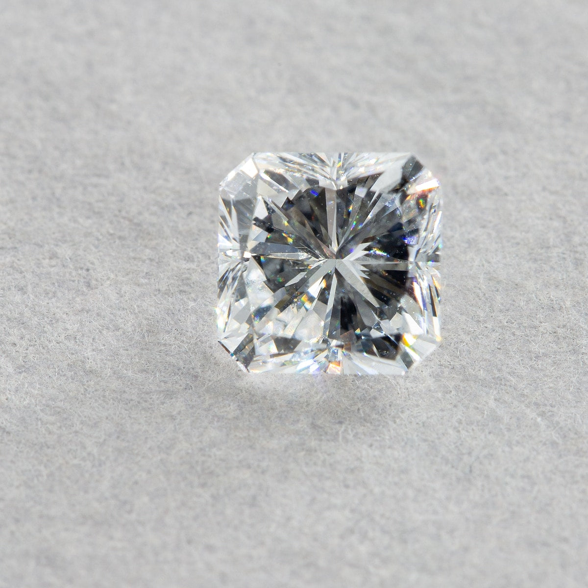 1.05 Carat Radiant Diamond, F VVS2, GIA Certified