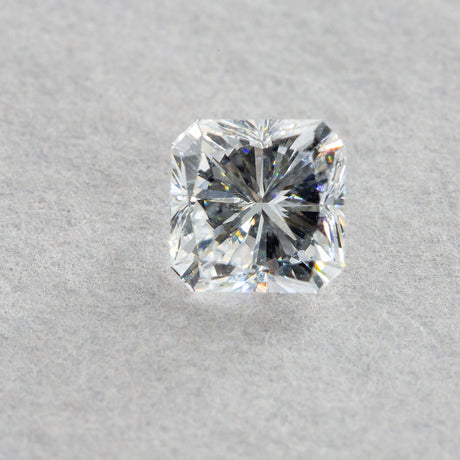 1.05 Carat Radiant Diamond, F VVS2 - loose diamond