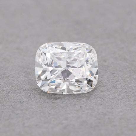 0.9 Carat Cushion Diamond E VVS1