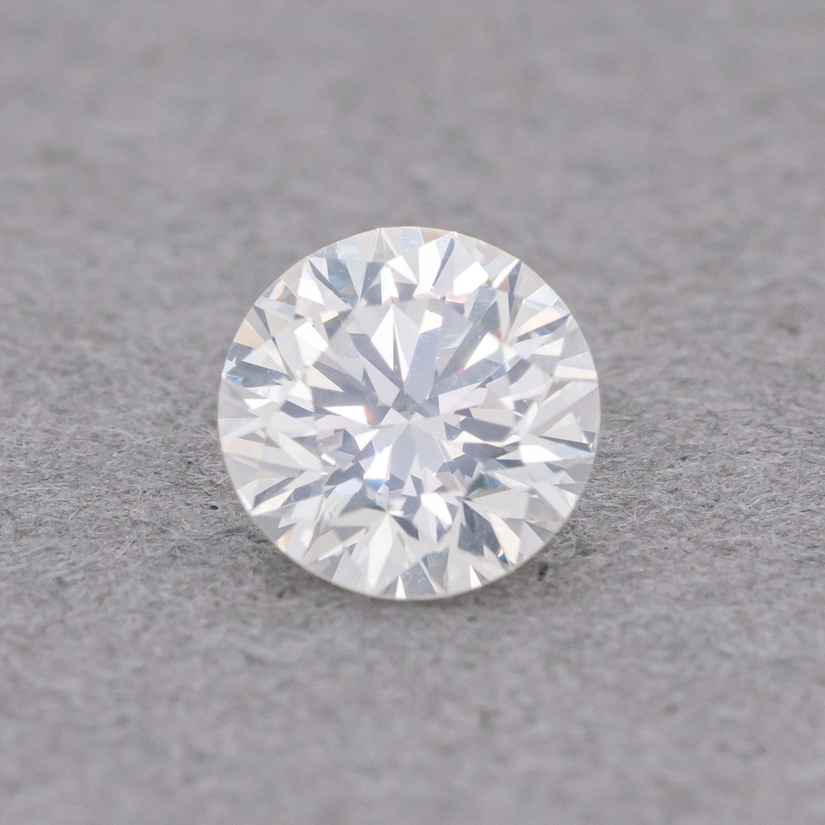 0.32 Carat Round Diamond