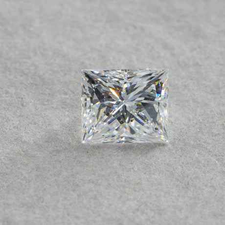 0.6 Carat Princess Diamond, D SI2 - loose diamond