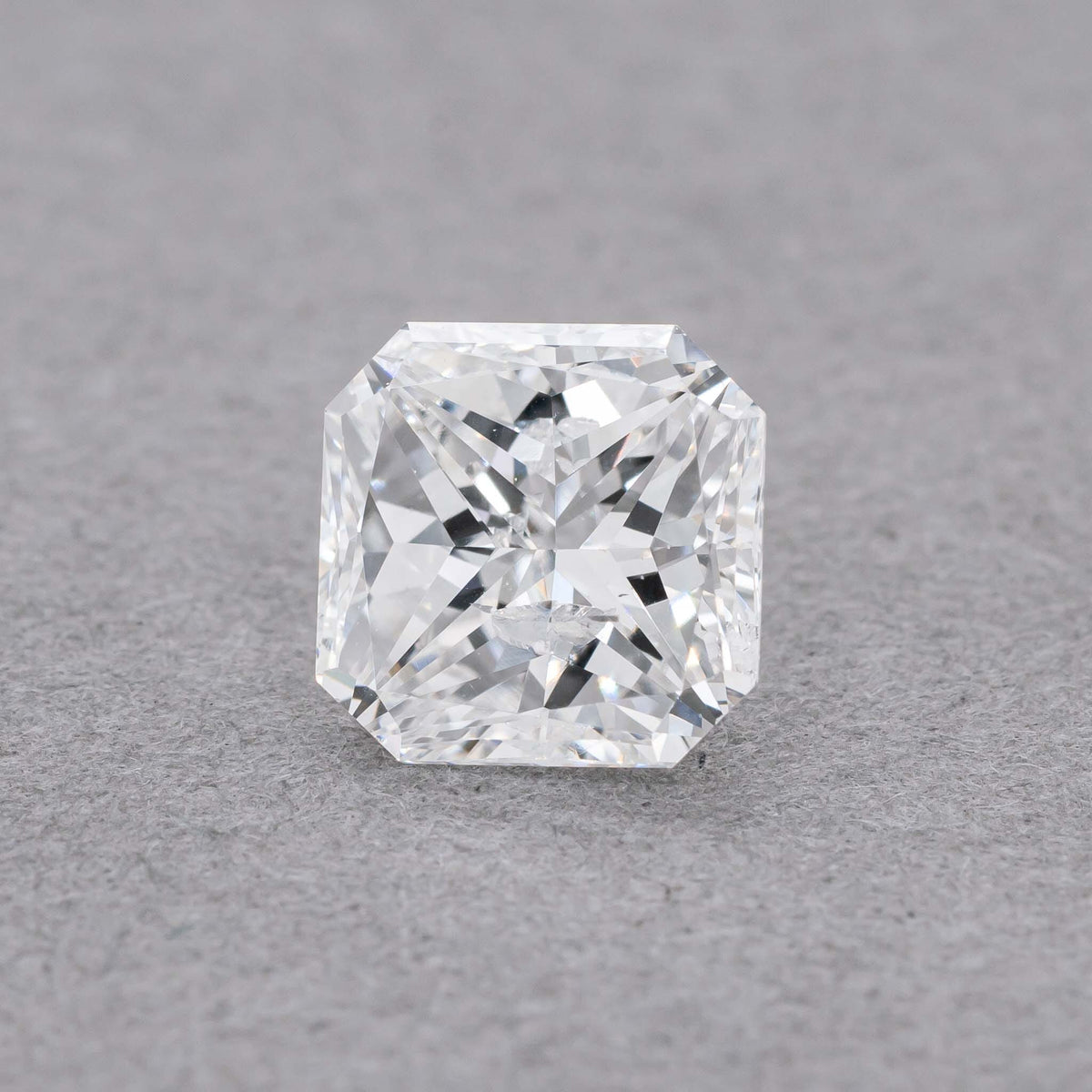 1.06 Carat Radiant Diamond