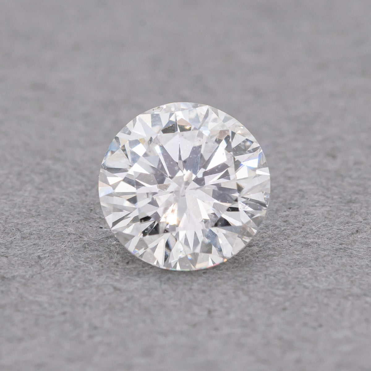 0.44 Carat Round Diamond