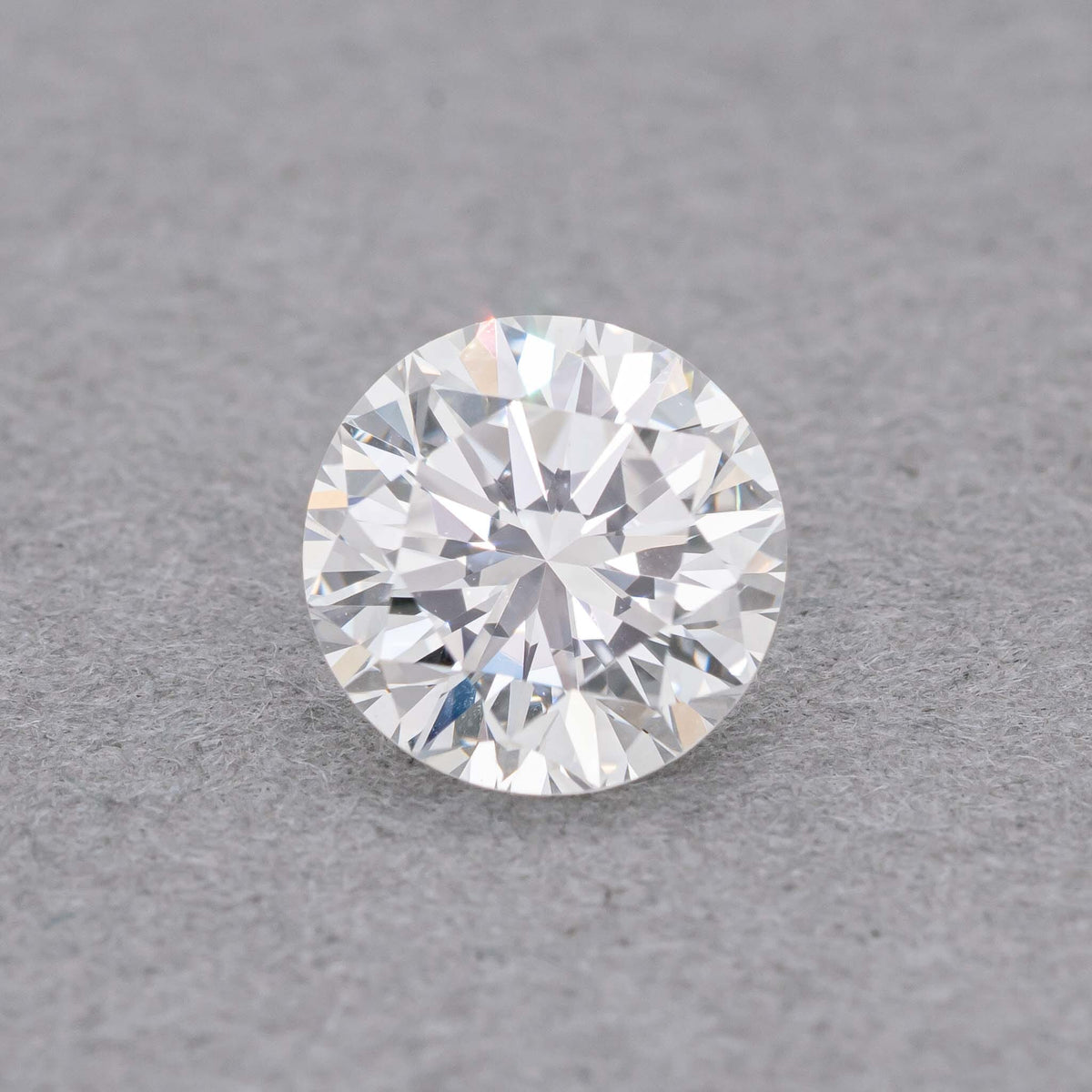0.73 Carat Round Diamond
