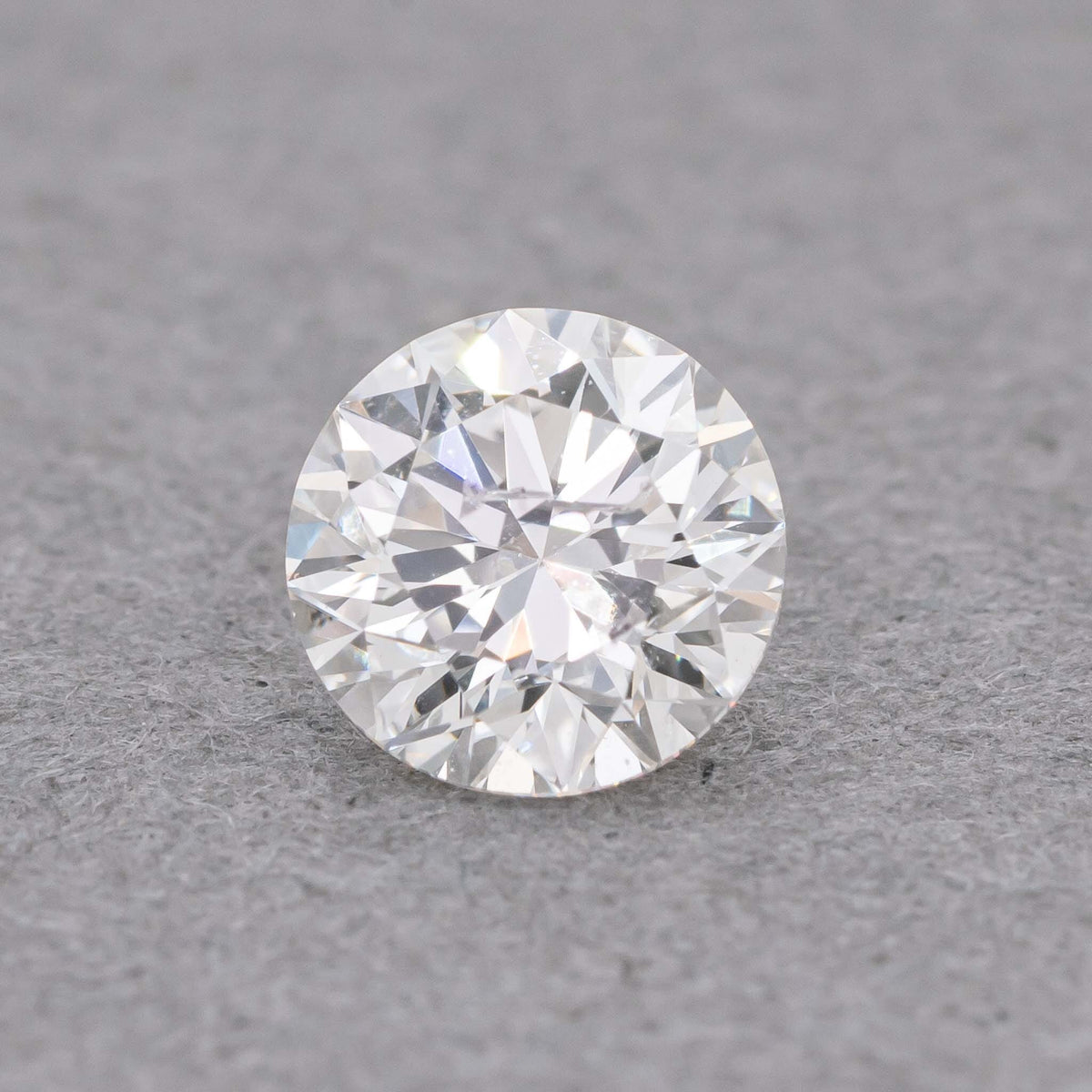 0.3 Carat Round Diamond
