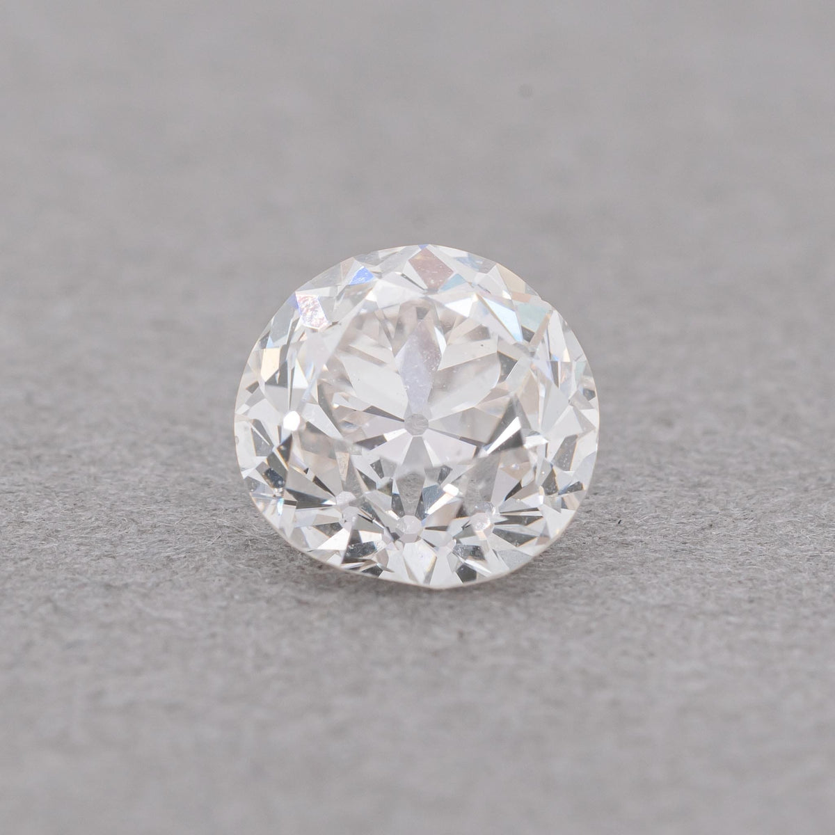 1.01 Carat Round Diamond