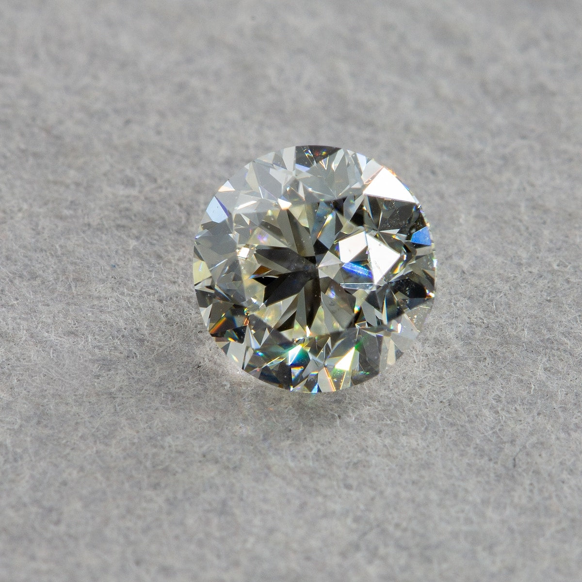 0.41 Carat Round Diamond, I SI1