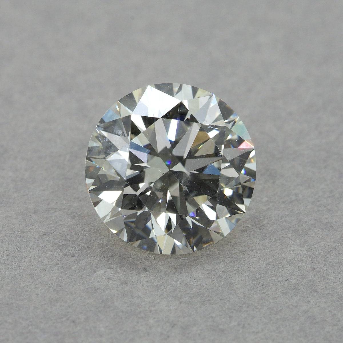 3.02 Carat Round Diamond, J VS2, GIA Certified