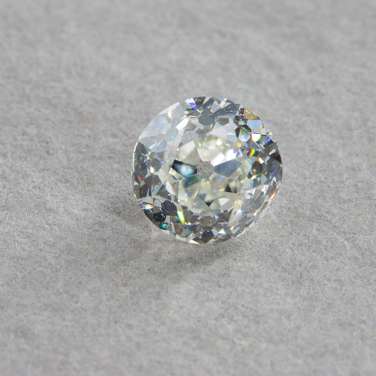 0.92 Carat Round Diamond, I VS2, GIA Certified