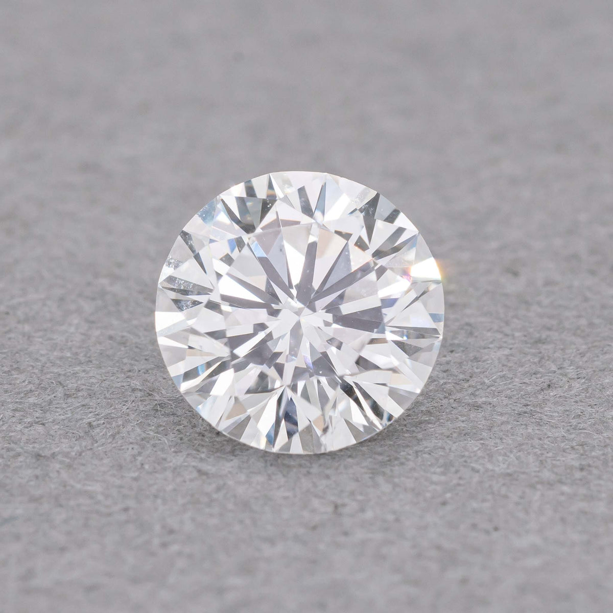 0.67 Carat Round Diamond