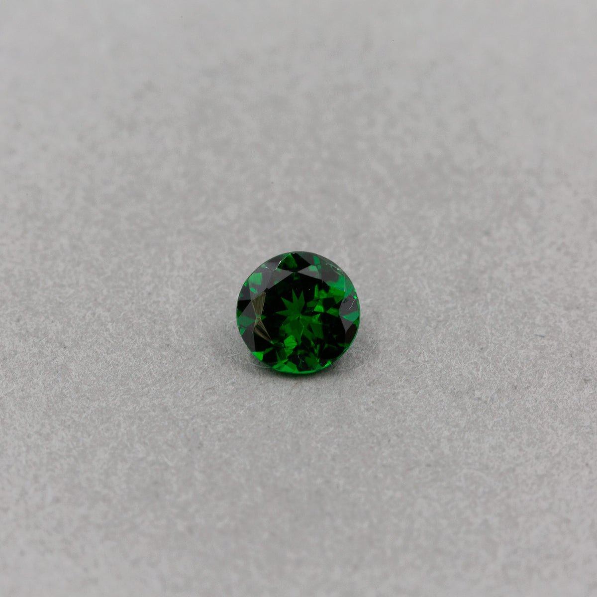 0.44 Carat Garnet - Tsavorite - Round