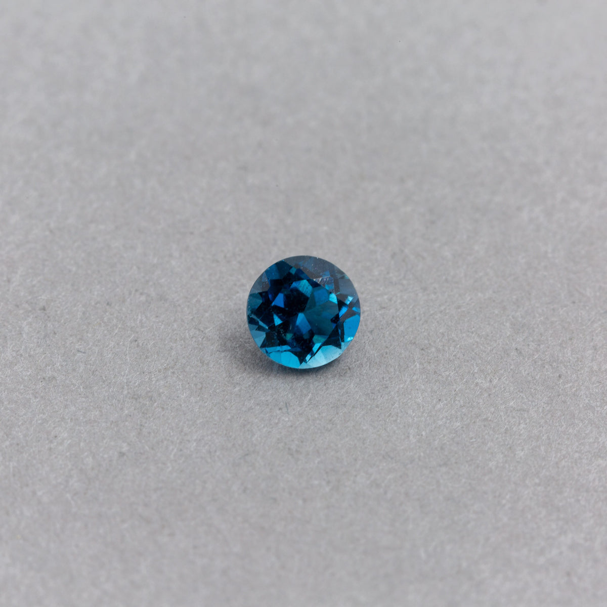0.55 Carat Topaz - Blue - Round