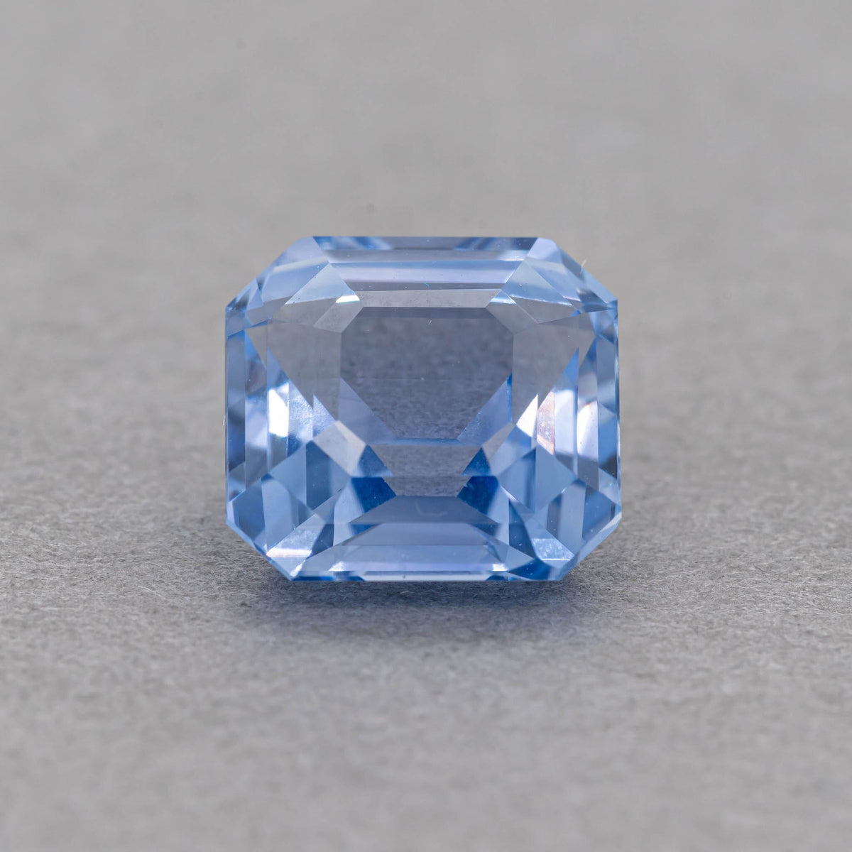 4.06 Carat Sapphire - Blue - Octagonal