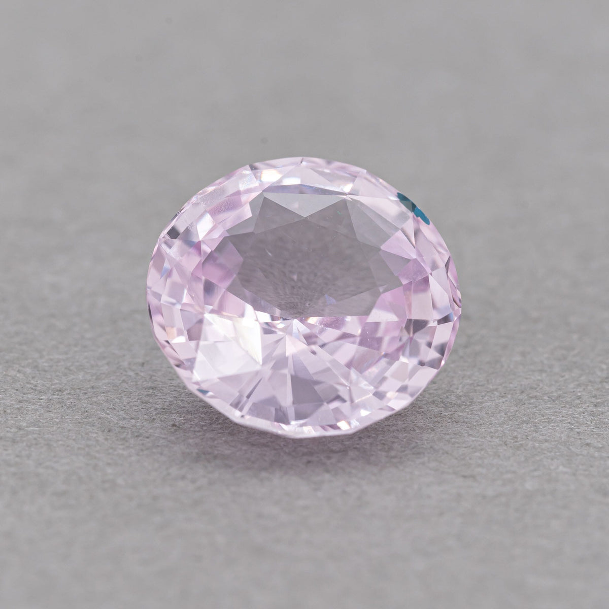 3.62 Carat Sapphire - Purple - Round
