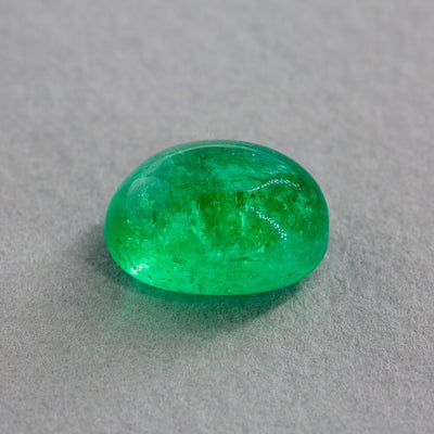 6.5 Carat Emerald - Green - Cabochon