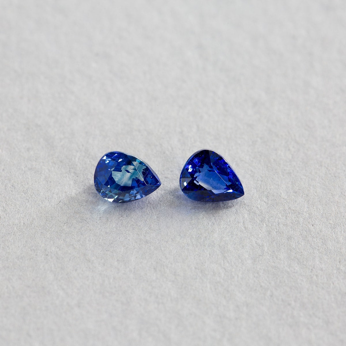 1.05 Carat Sapphire - Blue - Pear (Pair)