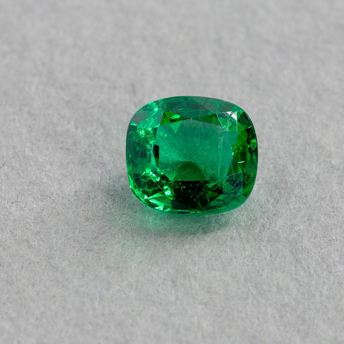 0.57 Carat Emerald - Green - Cushion Brilliant