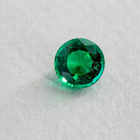 1.8 Carat Emerald Green Round