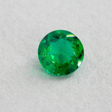 1.44 Carat Emerald Green Round