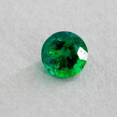 1.51 Carat Emerald - Green - Round