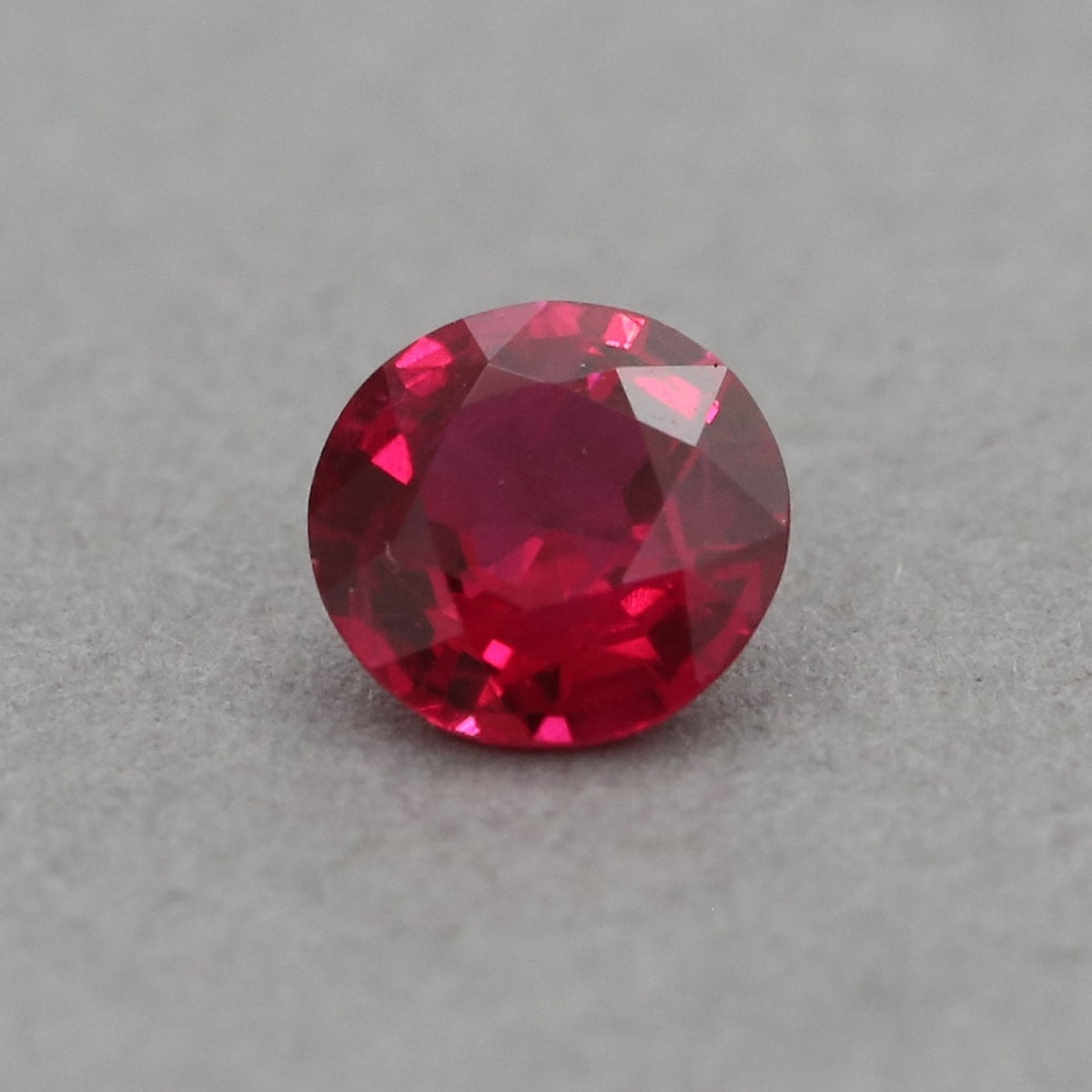 0.7 Carat Ruby - Red - Round