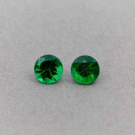 0.34 Carat Emerald Green Round