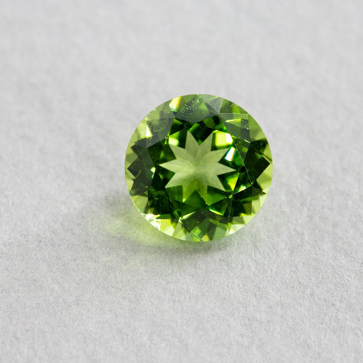 2.86 Carat Peridot - Green - Round