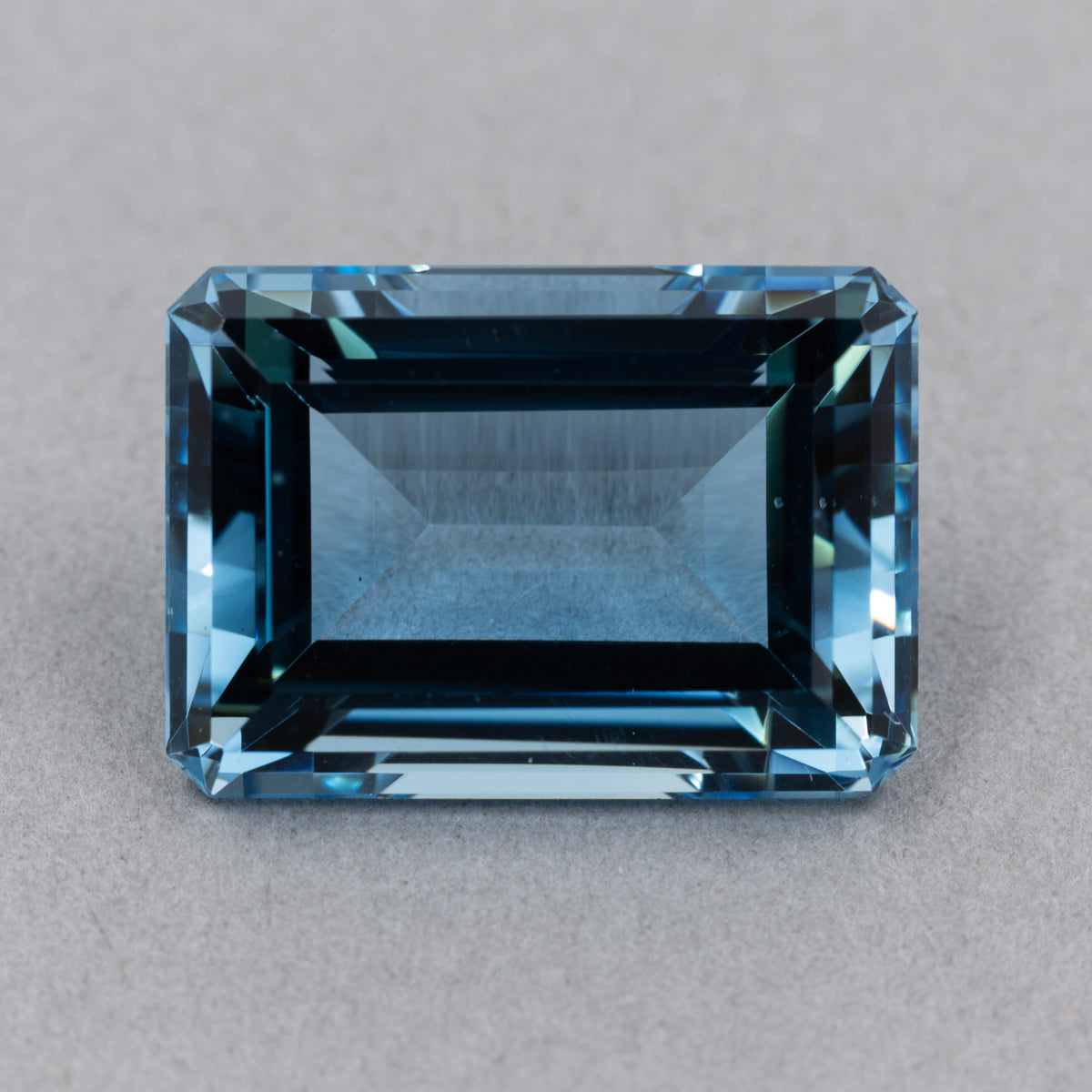 19.21 Carat Aquamarine - Emerald